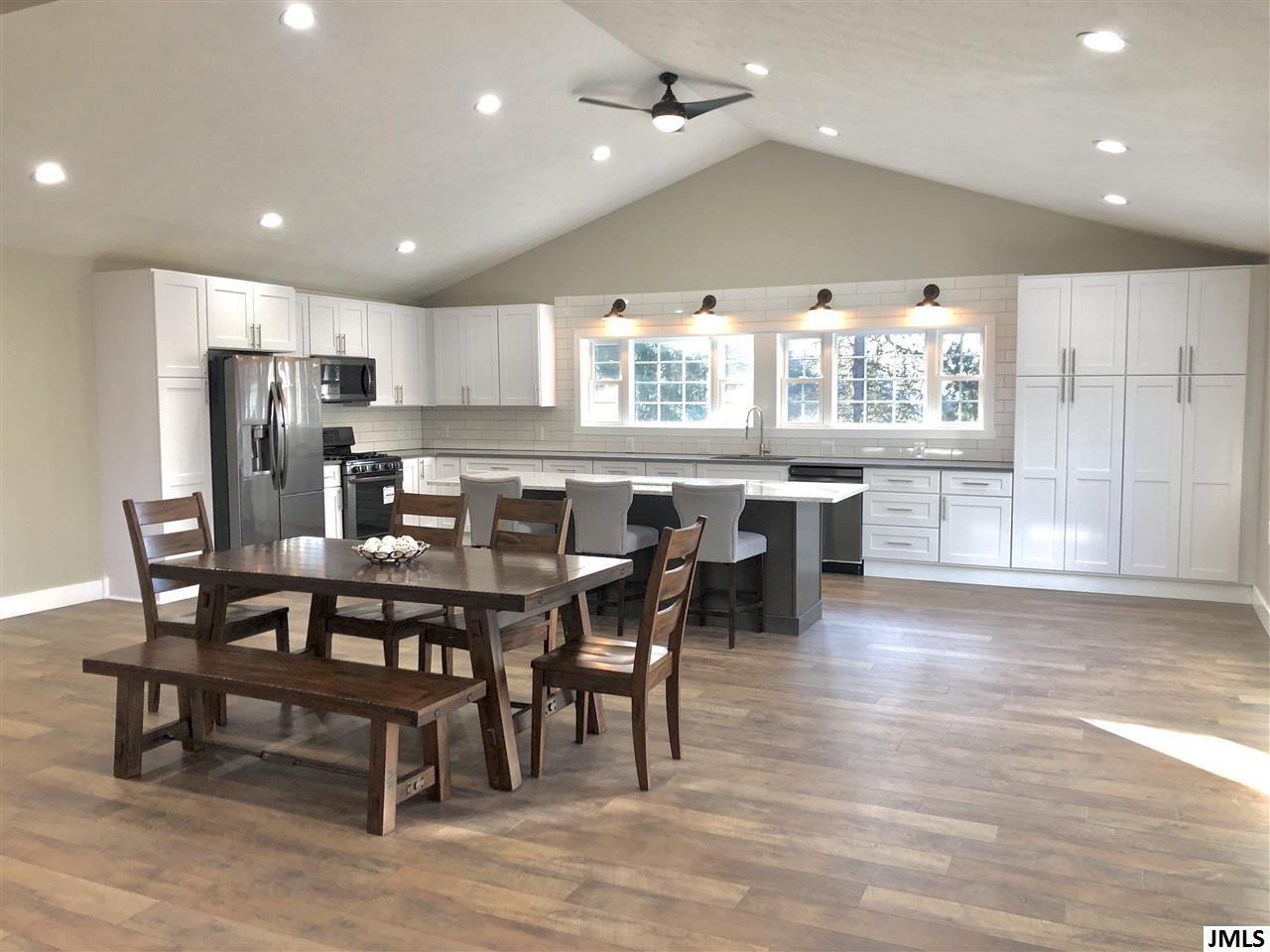 775 Park Road Jackson, MI 49203 - Photo 4 of 25 Photo 4