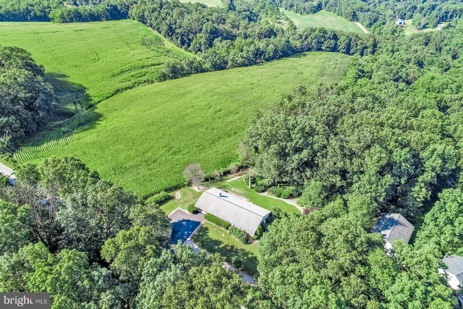 19088 Ridge Meadow Road Stewartstown, PA 17363 - Photo 5 of 36 Gallery Image 5