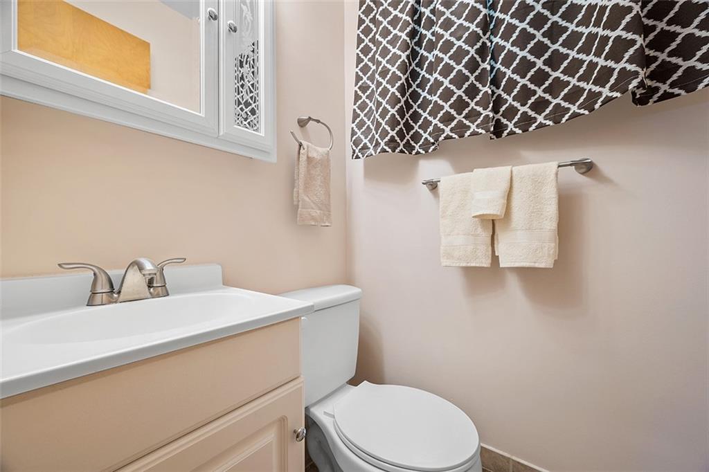632 Sandy Hill Road Valencia, PA 16059 - Photo 23 of 48 a bathroom with a sink and a toilet