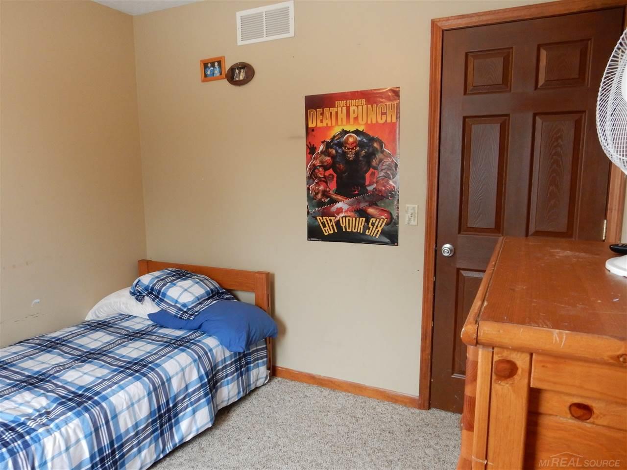 4112 Church Perry, MI 48872 - Photo 22 of 39 31277651-21.JPG