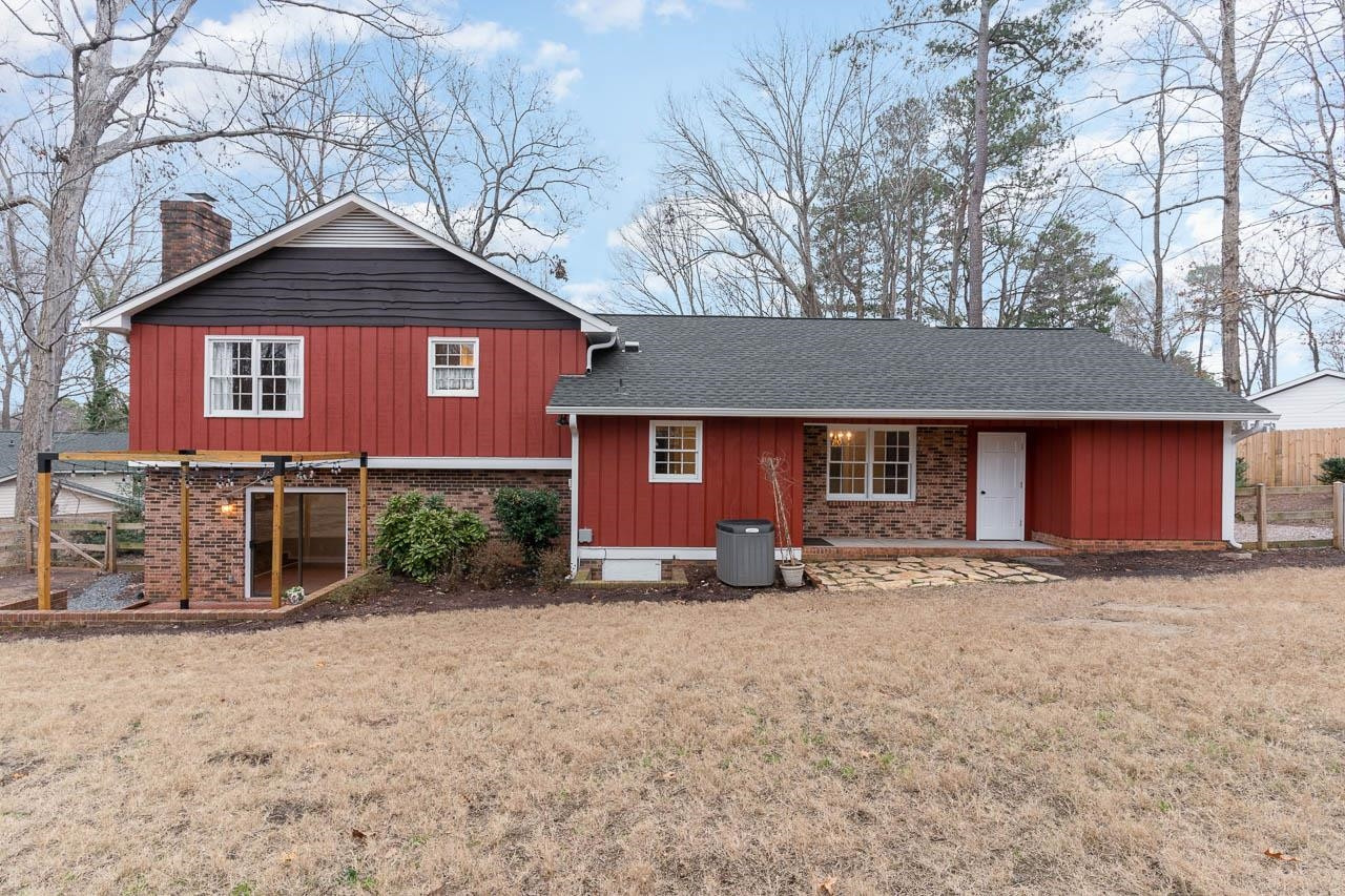 6405 Shadow Court Raleigh, NC 27613 - Photo 5 of 25 Exterior Back