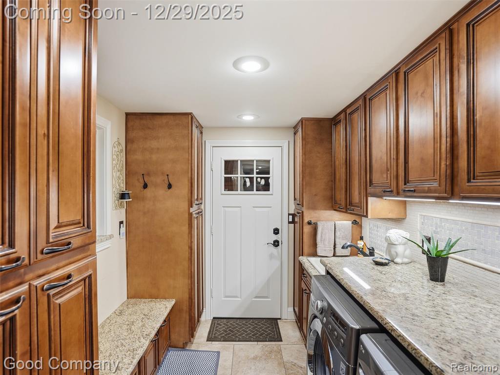 25625 Napier Road South Lyon, MI 48178 - Photo 13 of 60 Gallery Image 13