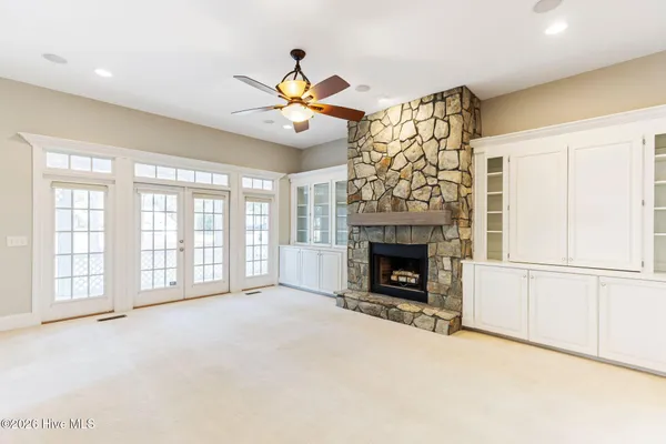 $629,000 | 106 Blue Heron Circle, Sneads Ferry, NC 28460