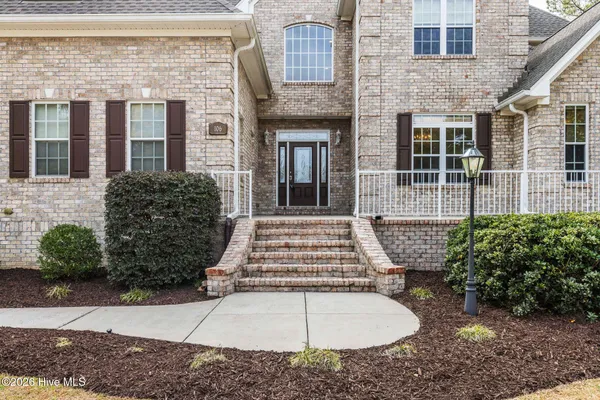 $629,000 | 106 Blue Heron Circle, Sneads Ferry, NC 28460