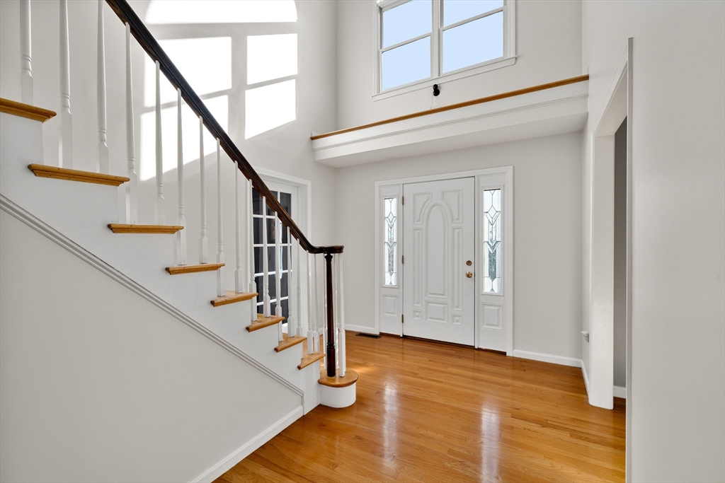97 Harrington Road Waltham, MA 02452 - Photo 6 of 41