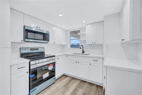 $255,000 | 816 Northwest 87th Avenue, Unit 502, Miami, FL 33172