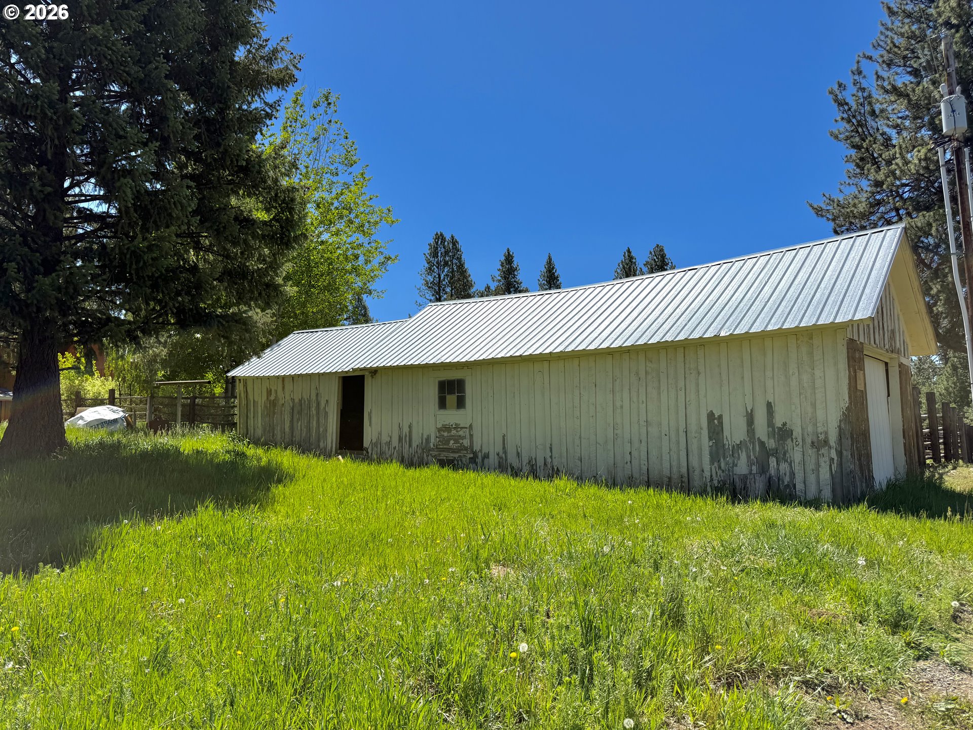 320 Bonanza Street Sumpter, OR 97877 - Photo 6 of 34 Workshop