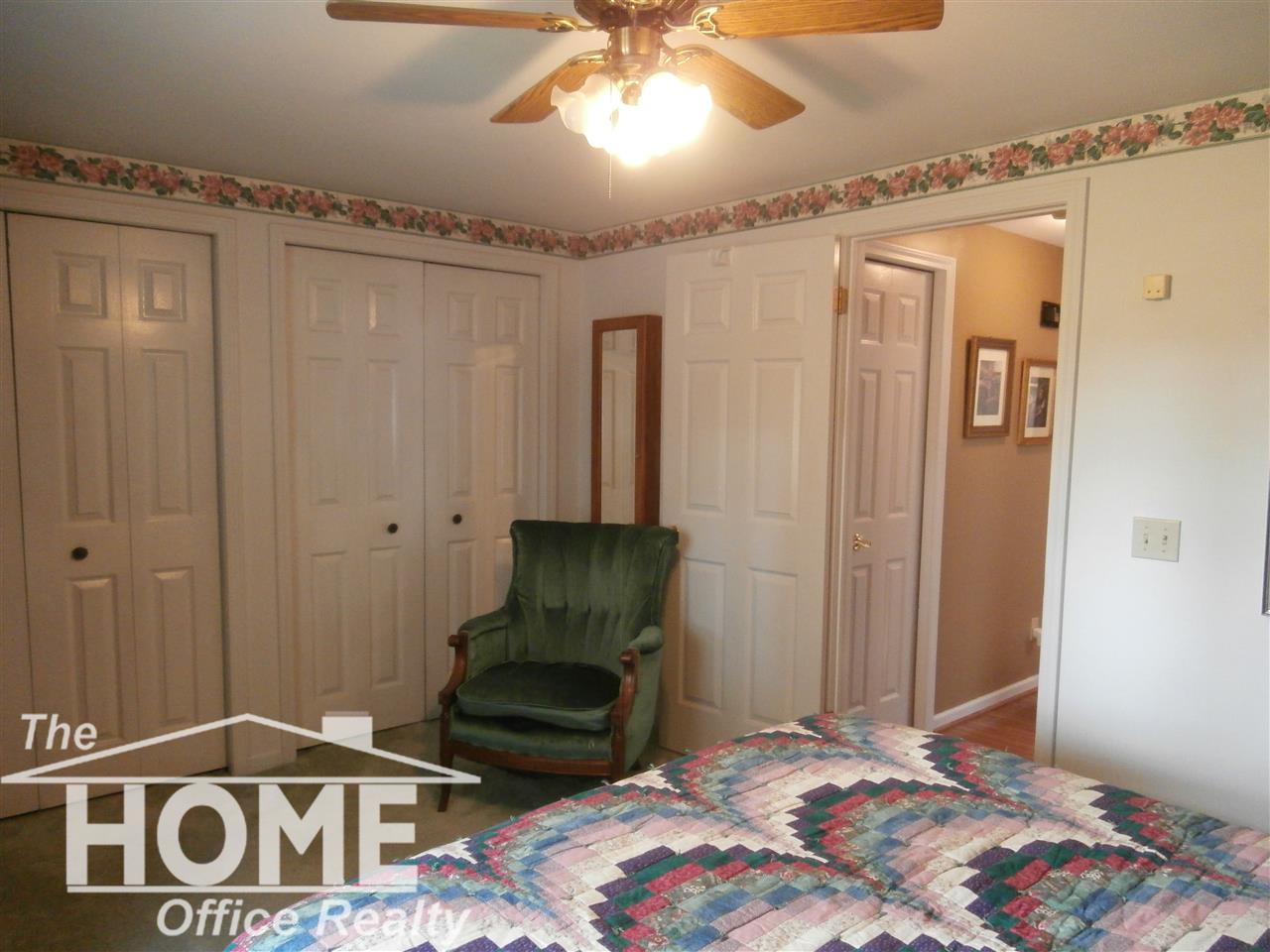 2860 Lyons Road Owosso, MI 48867 - Photo 24 of 37