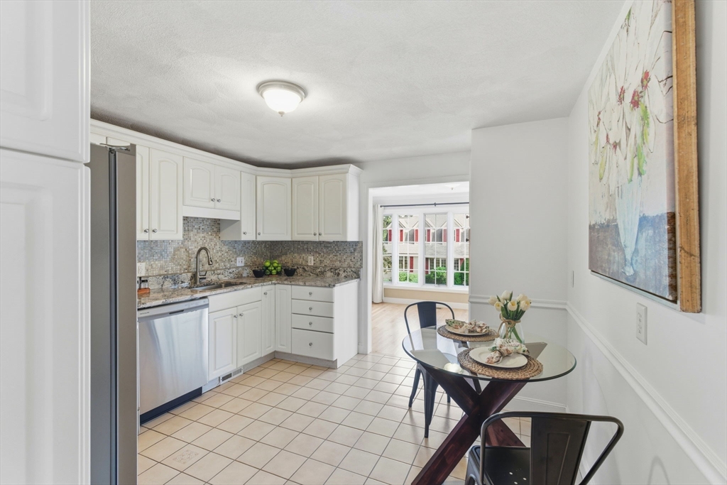 23 Michael Way, Unit 35 Andover, MA 01810 - Photo 12 of 36