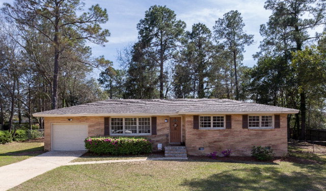 1602 Adrian Road Dothan, AL 36303 - Photo 1 of 1 Main View