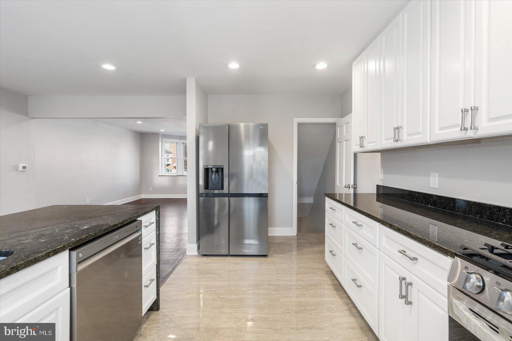 1511 Oakridge Road Baltimore, MD 21218 - Photo 12 of 42 Gallery Image 12