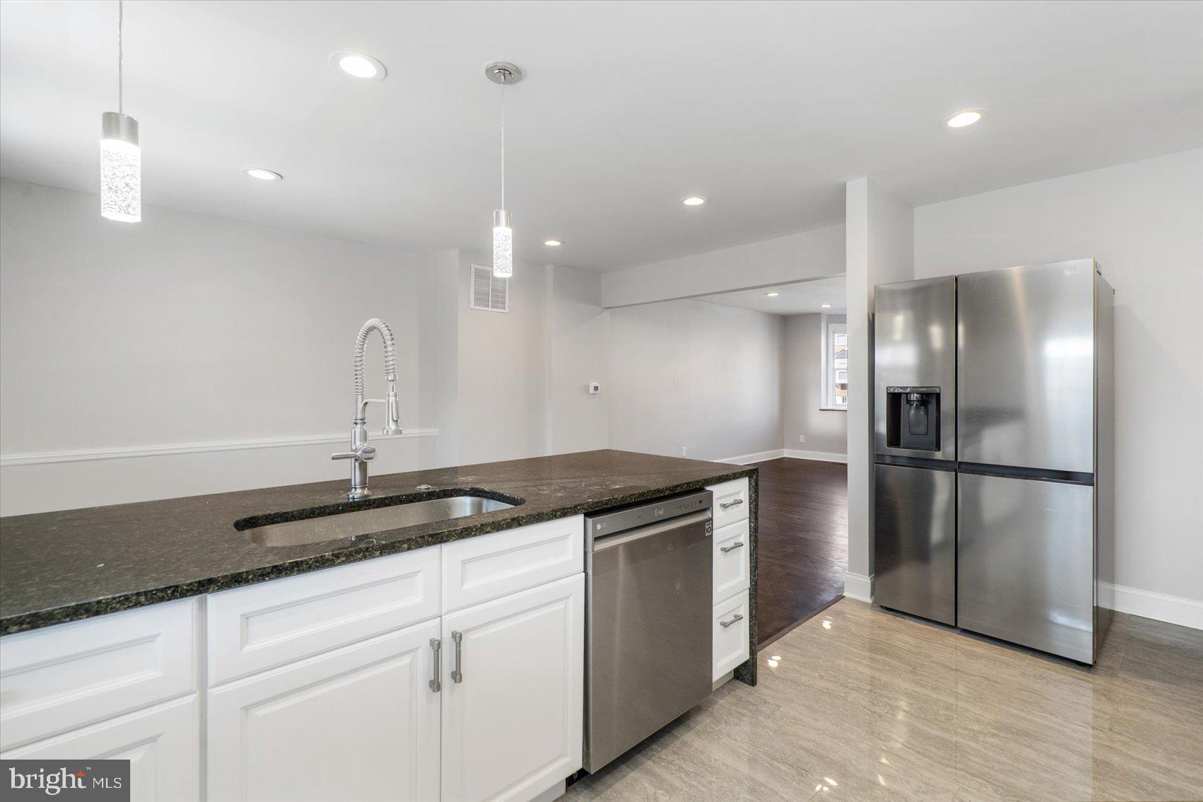 1511 Oakridge Road Baltimore, MD 21218 - Photo 14 of 42 Gallery Image 14