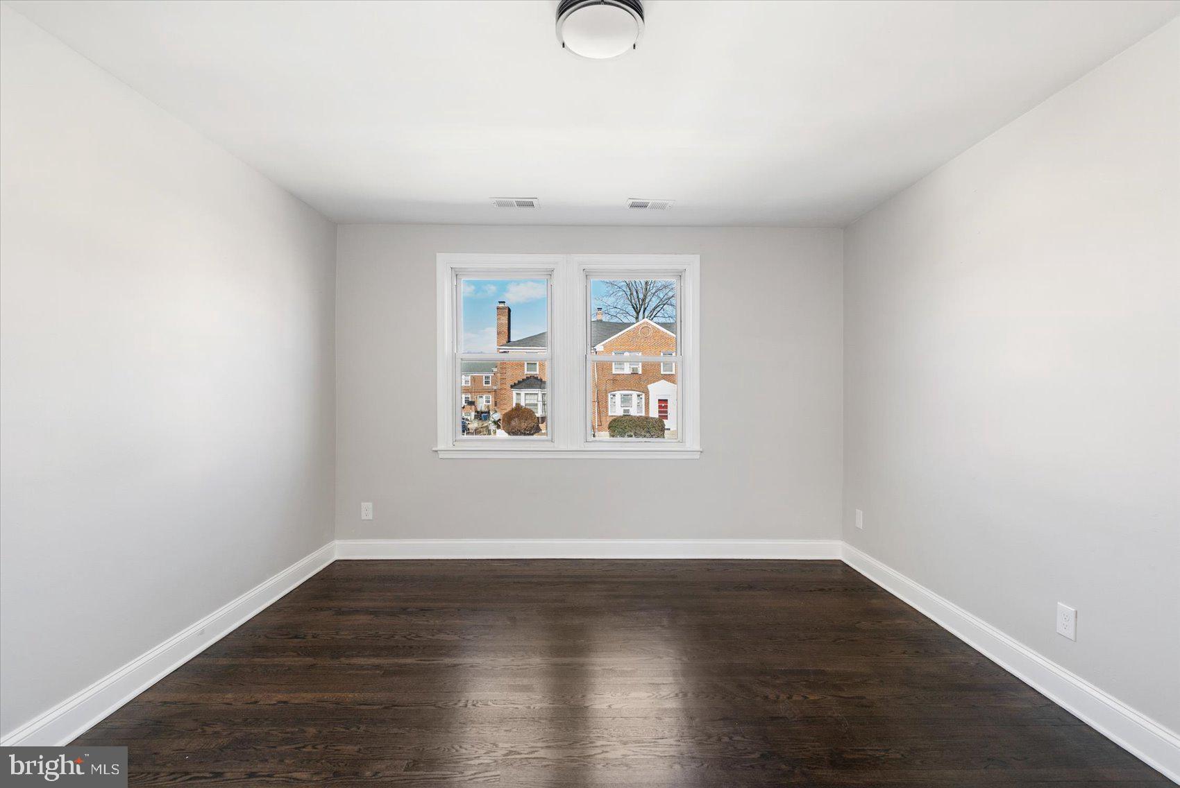 1511 Oakridge Road Baltimore, MD 21218 - Photo 22 of 42 Gallery Image 22