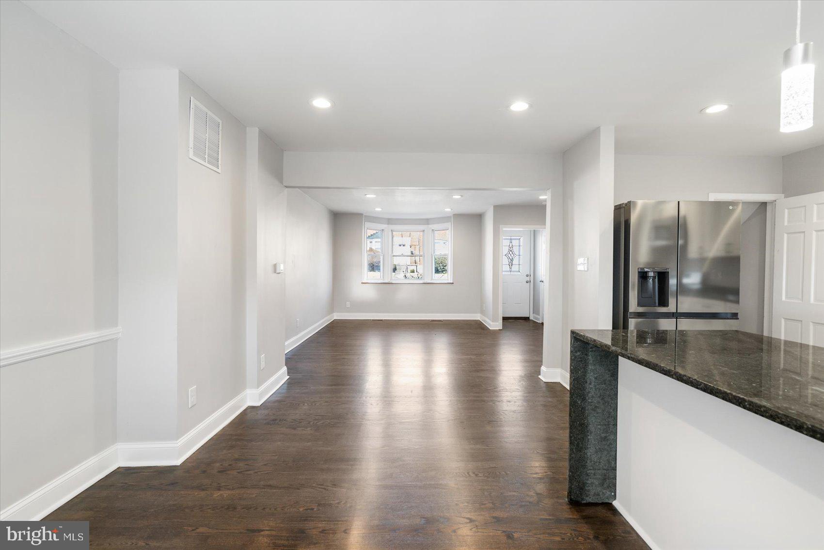 1511 Oakridge Road Baltimore, MD 21218 - Photo 8 of 42 Gallery Image 8
