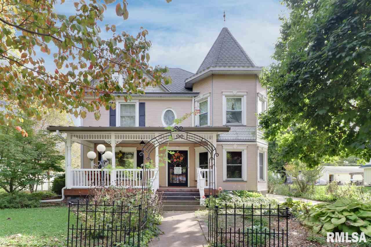 408 West 3rd Street Delavan, IL 61734 - Photo 1 of 35 Gallery Image 1