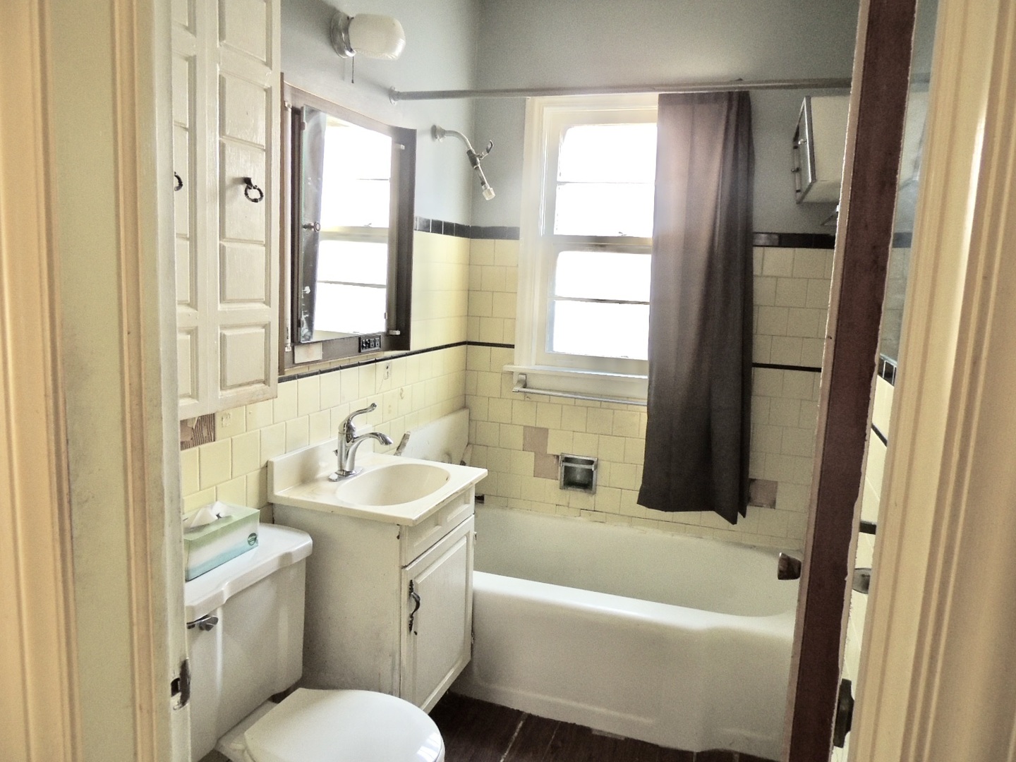 2202 River Road River Grove, IL 60171 - Photo 20 of 33 a bathroom with a sink toilet and shower