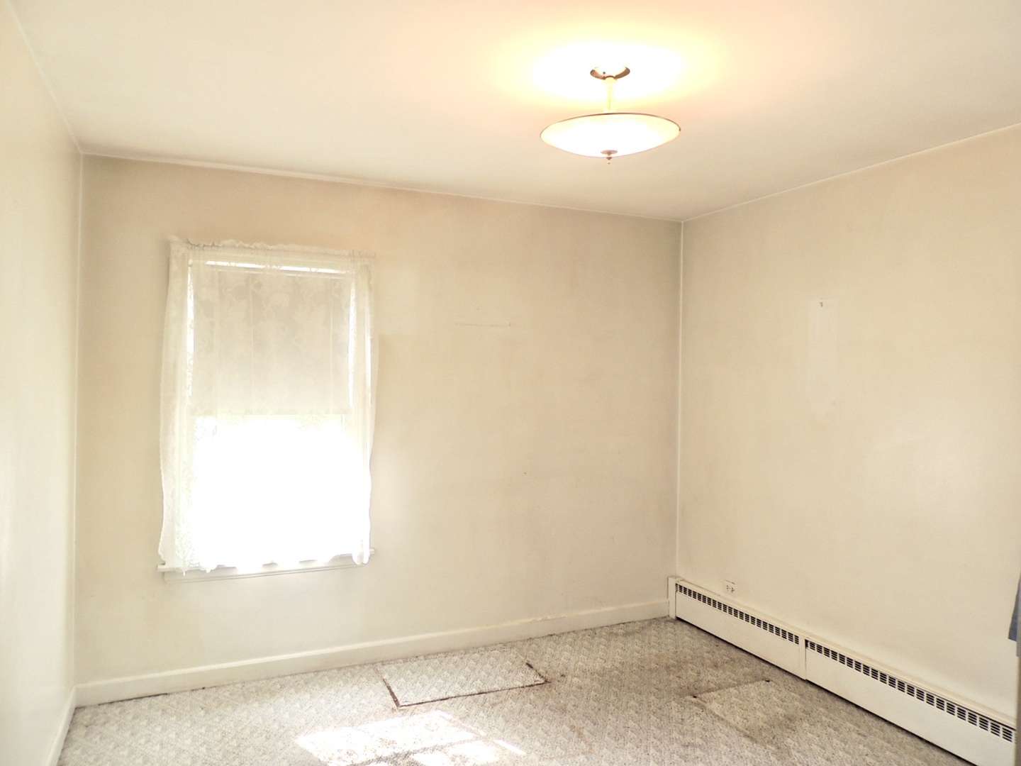 2202 River Road River Grove, IL 60171 - Photo 21 of 33 a view of a small space with a sink