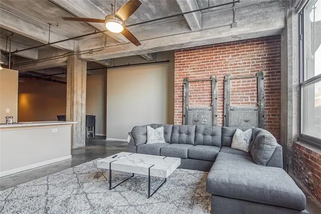 $220,000 | 715 May Street, Unit 326, Kansas City, MO 64105