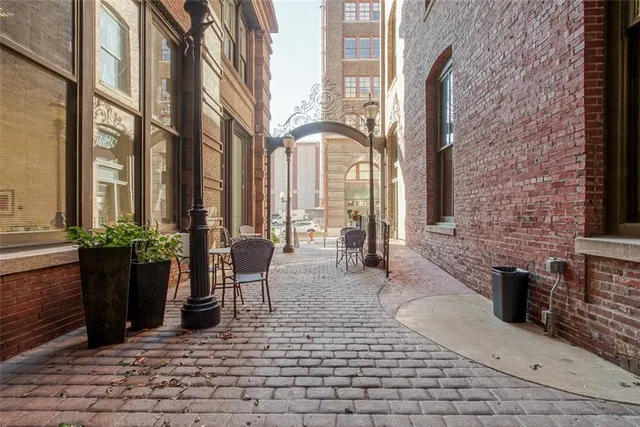 $220,000 | 715 May Street, Unit 326, Kansas City, MO 64105