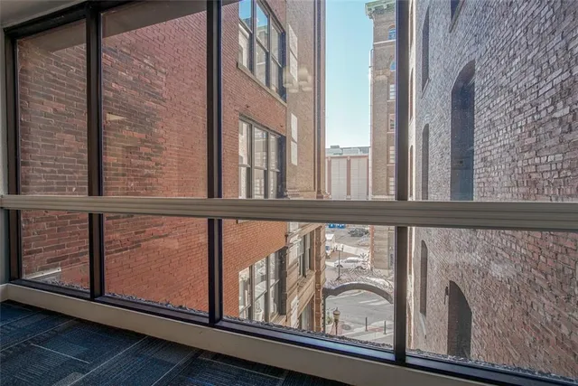 $220,000 | 715 May Street, Unit 326, Kansas City, MO 64105