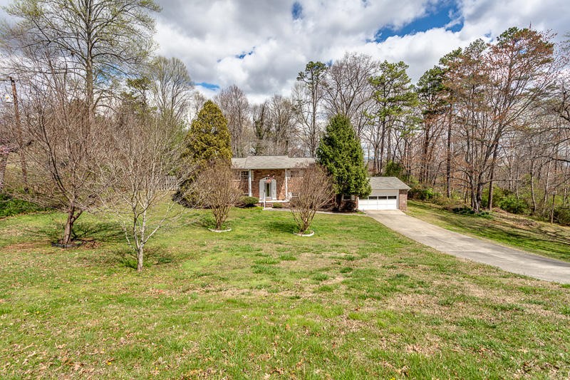 8232 Ewing Road Powell, TN 37849 - Photo 1 of 31 Gallery Image 1