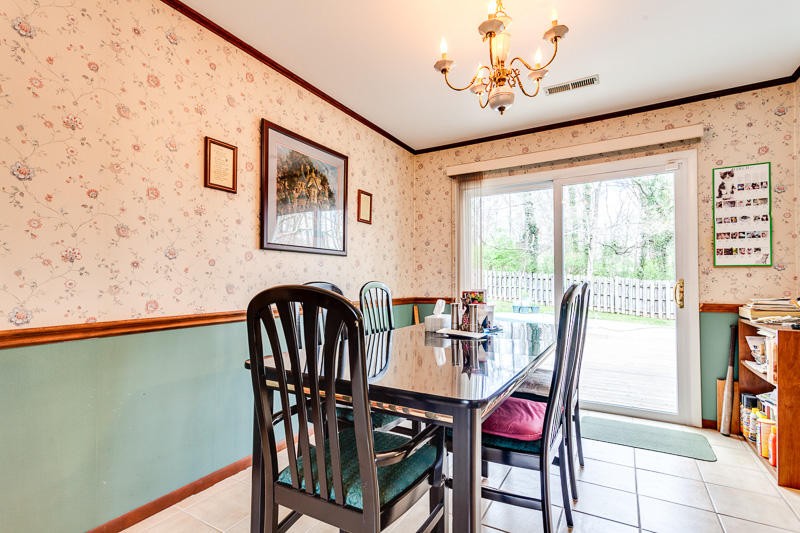 8232 Ewing Road Powell, TN 37849 - Photo 11 of 31 Gallery Image 11
