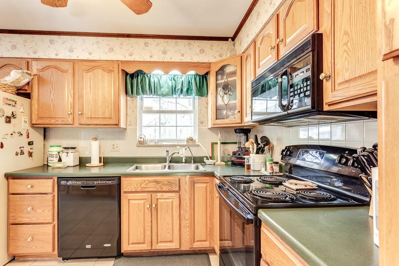 8232 Ewing Road Powell, TN 37849 - Photo 14 of 31 Gallery Image 14