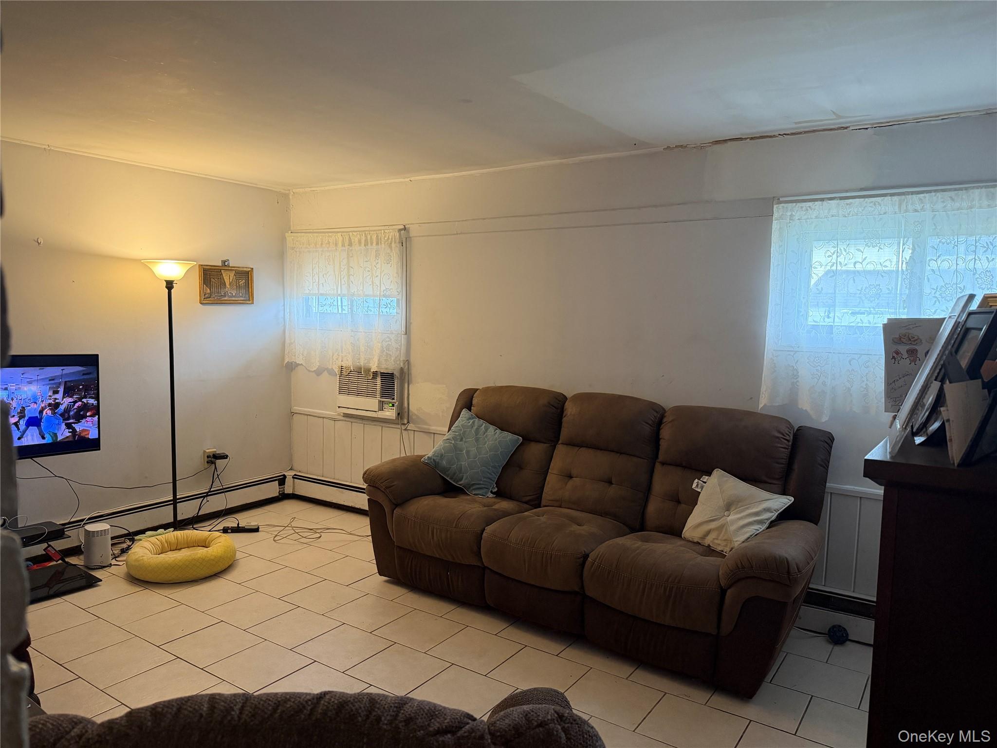44 Mallard Road Levittown, NY 11756 - Photo 6 of 9