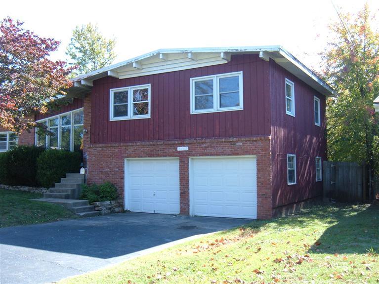 3152 East Portland Street Springfield, MO 65804 - Photo 1 of 1 Primary Photo