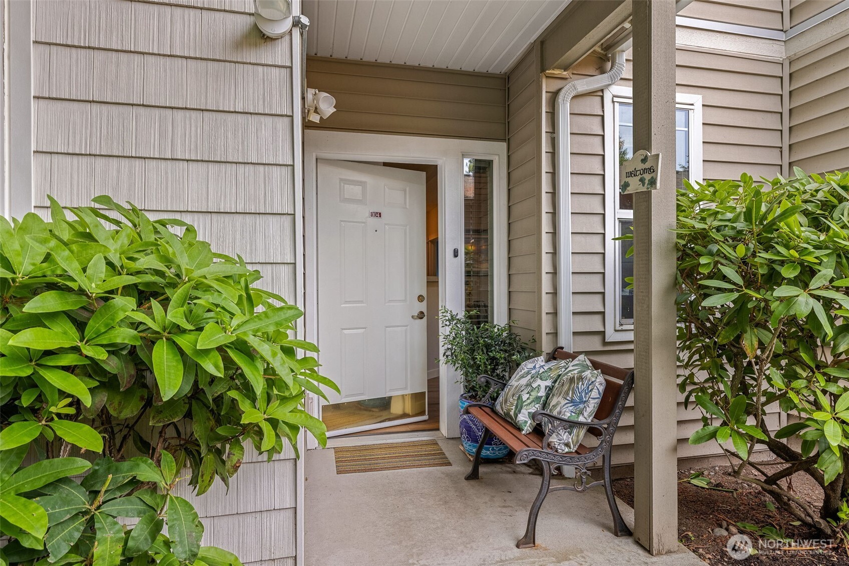 2009 196th Street Southeast, Unit E104 Bothell, WA 98012 - Photo 5 of 31