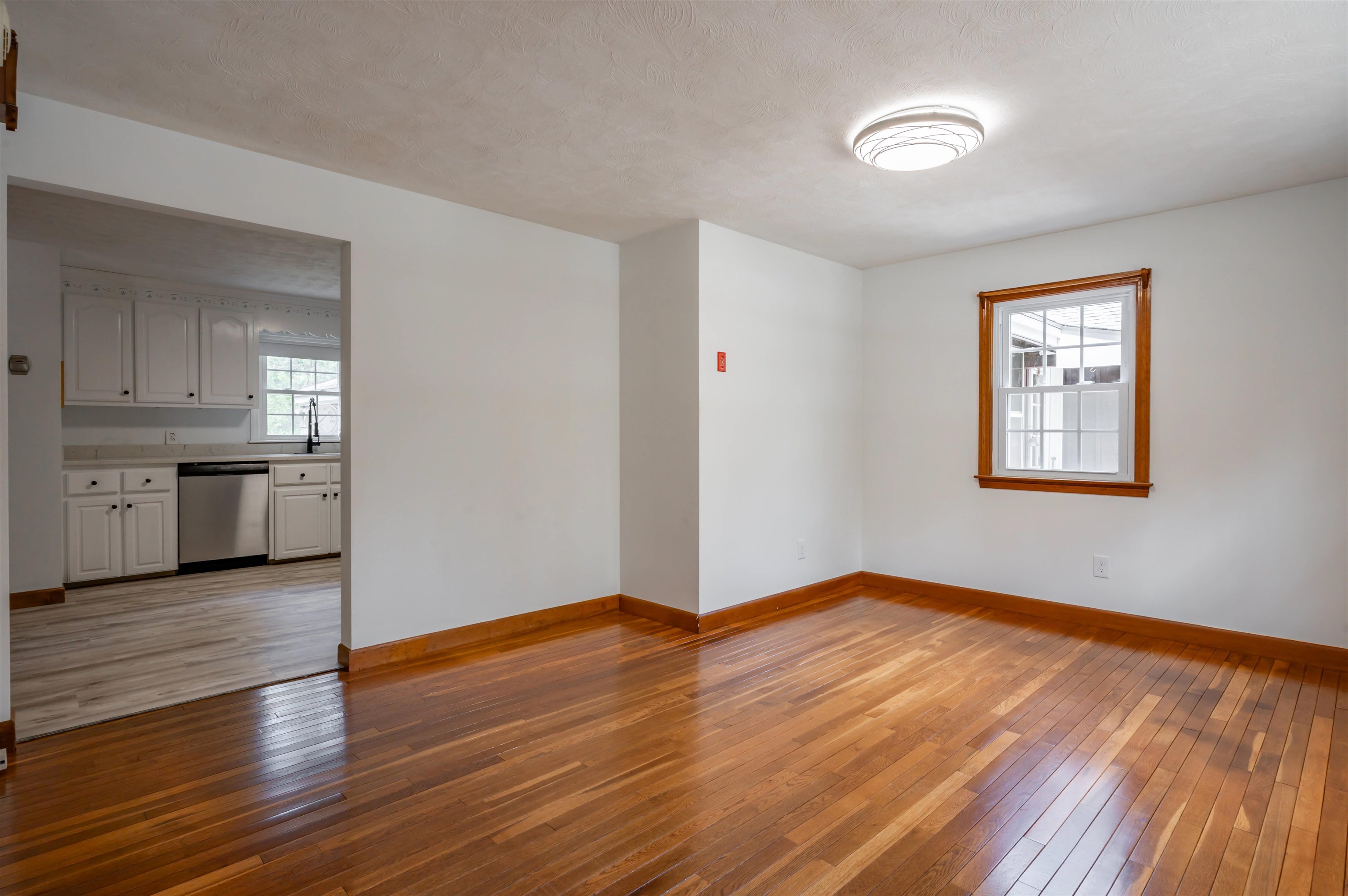 54 Towle Road Chester, NH 03036 - Photo 14 of 37