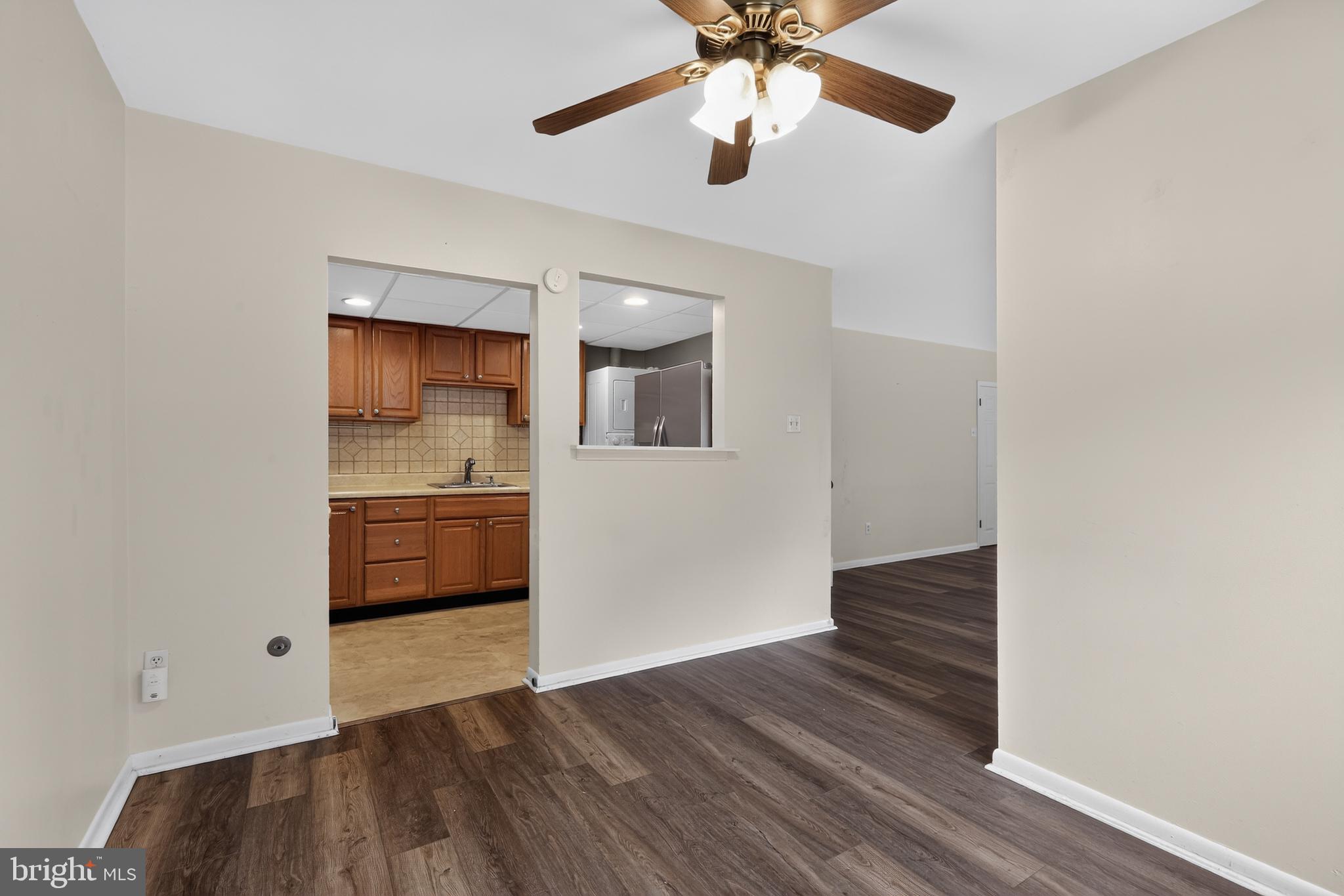 1518 Manley Road, Unit B33 West Chester, PA 19382 - Photo 11 of 34 Dining Room