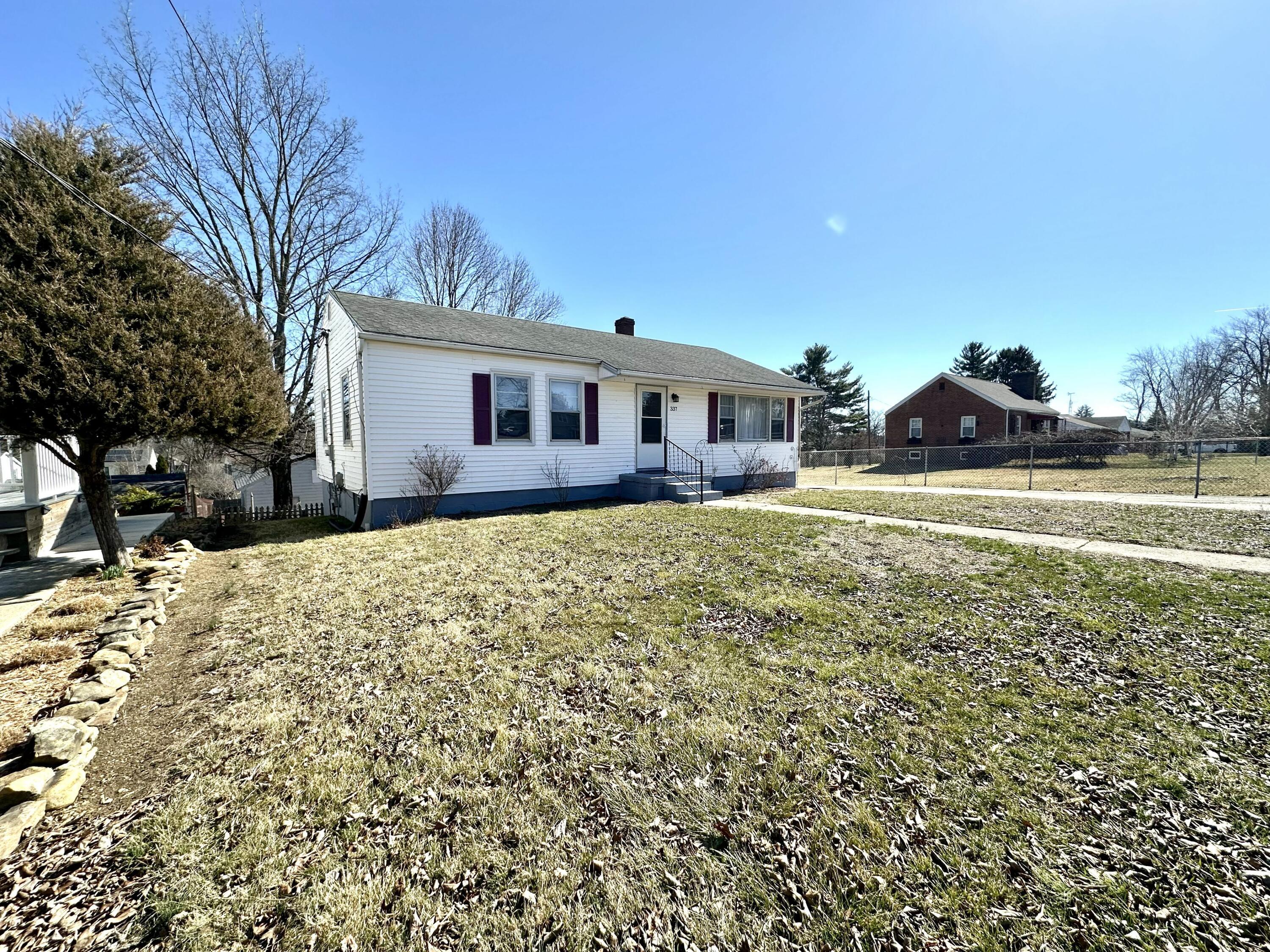 337 Pohlman Road Chillicothe, OH 45601 - Photo 3 of 52 IMG_6090