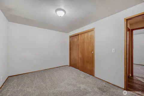 $549,950 | 20828 116th Avenue Southeast, Kent, WA 98031