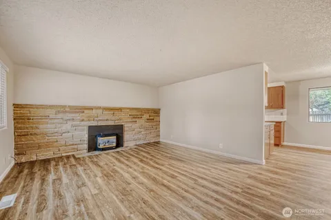 $549,950 | 20828 116th Avenue Southeast, Kent, WA 98031