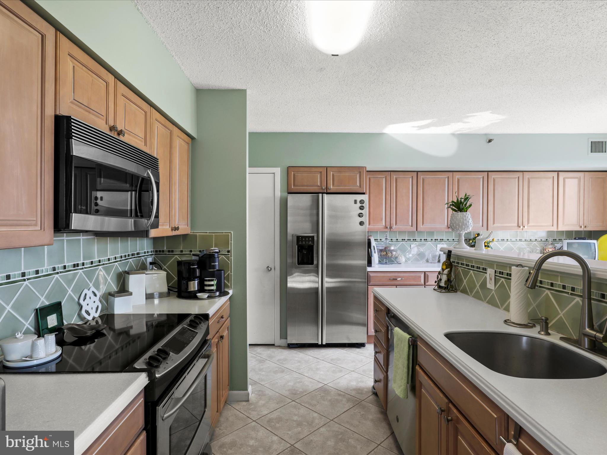 5501 Seminary Road, Unit 1611S Falls Church, VA 22041 - Photo 2 of 39 Gallery Image 2