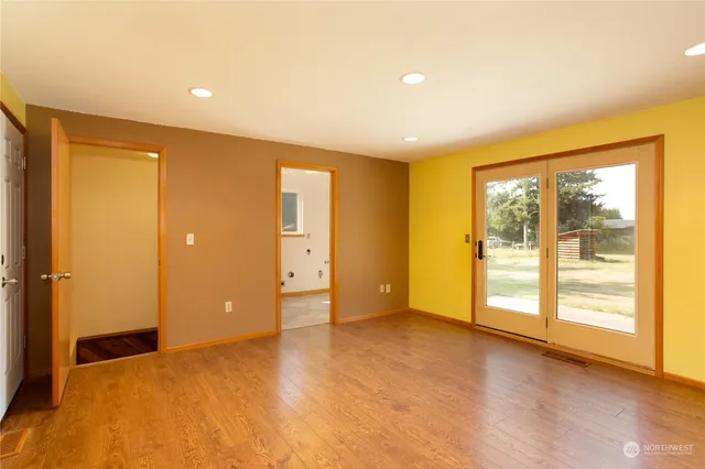 $740,000 | 2460 East Pole Road, Everson, WA 98247