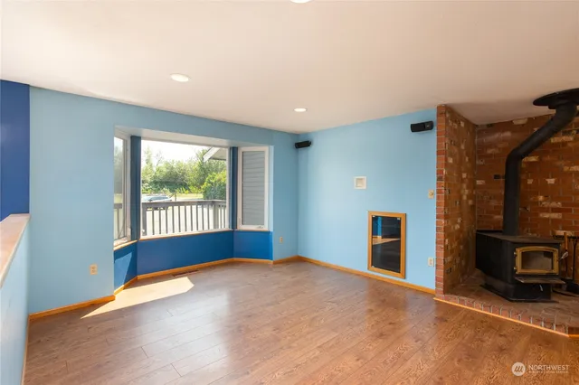 $740,000 | 2460 East Pole Road, Everson, WA 98247