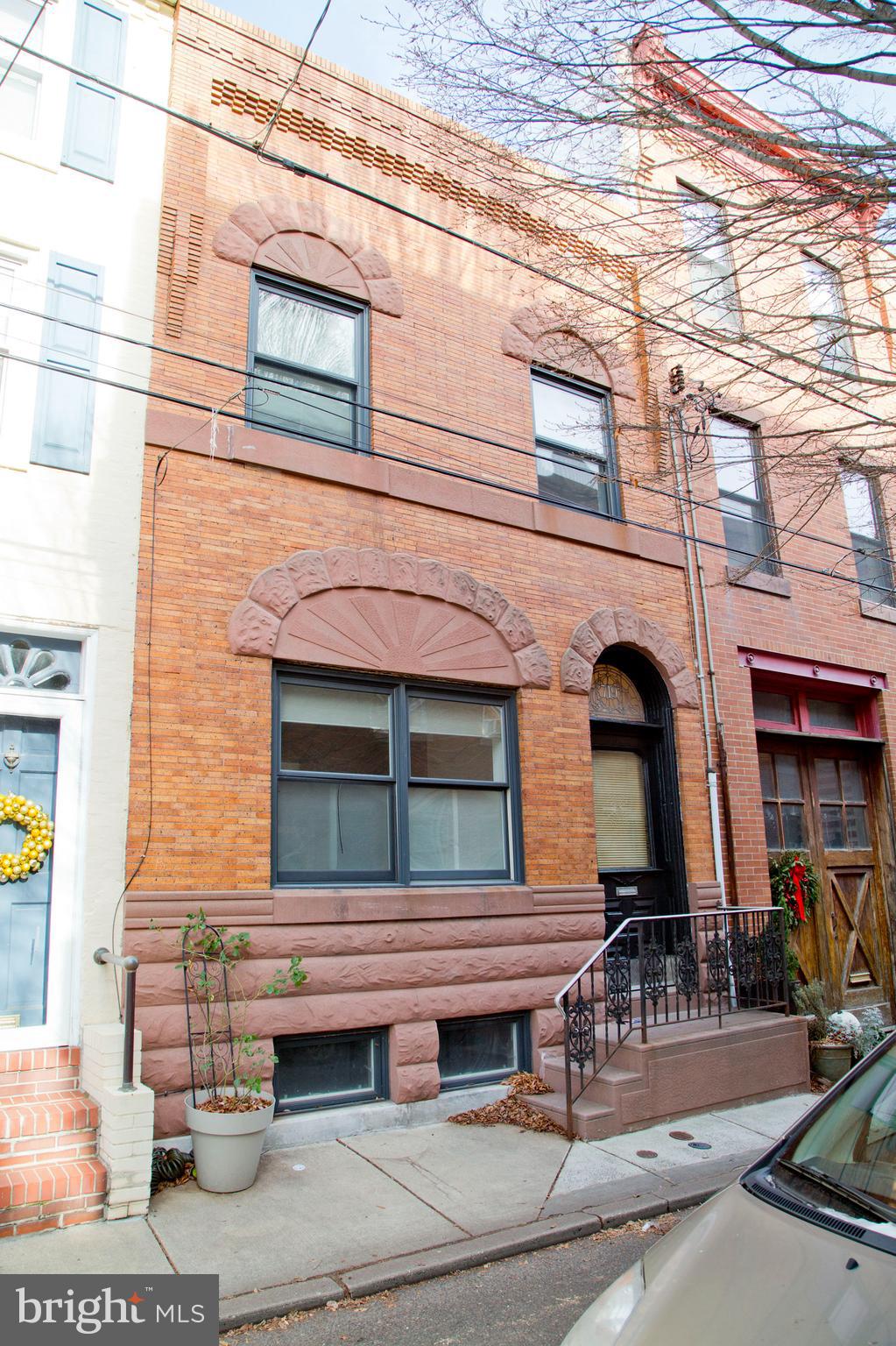 719 Pemberton Street Philadelphia, PA 19147 - Photo 1 of 46