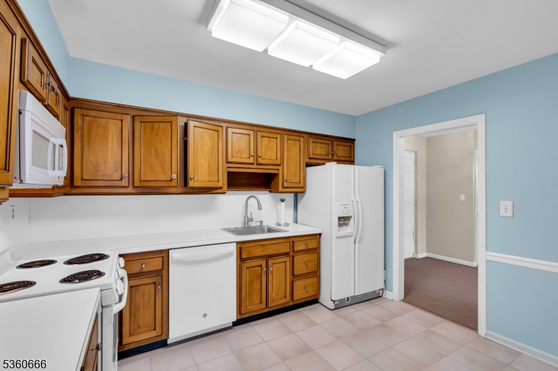 260 Prospect Street, Unit 9 Westfield, NJ 07090 - Photo 12 of 22