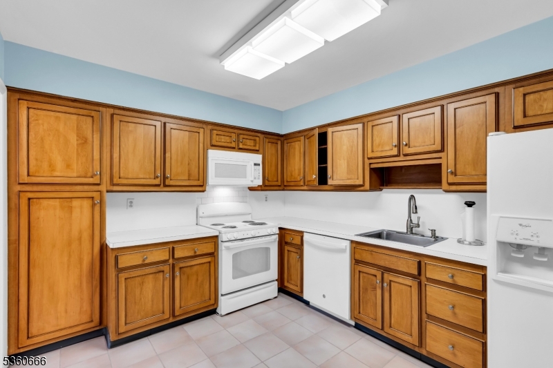 260 Prospect Street, Unit 9 Westfield, NJ 07090 - Photo 14 of 22