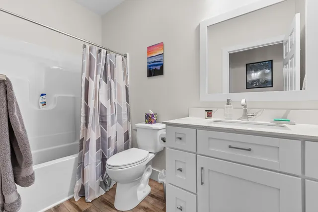 $375,000 | 243 Auseon Court, Hillsdale, MI 49242