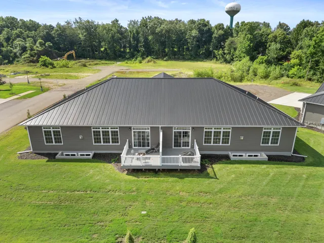 $375,000 | 243 Auseon Court, Hillsdale, MI 49242