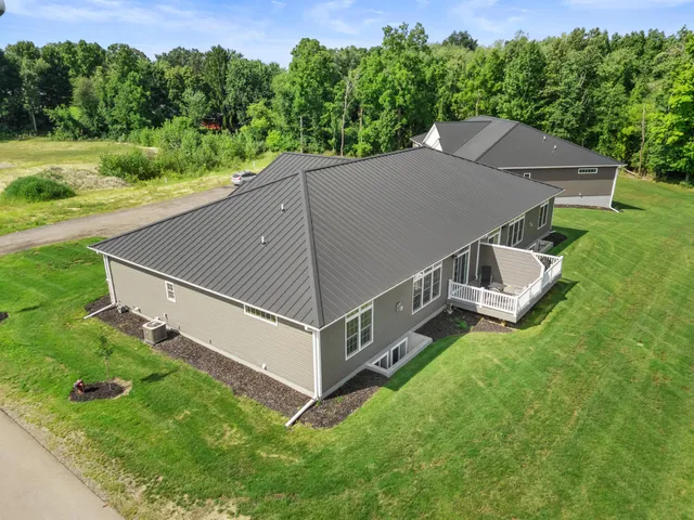 $375,000 | 243 Auseon Court, Hillsdale, MI 49242