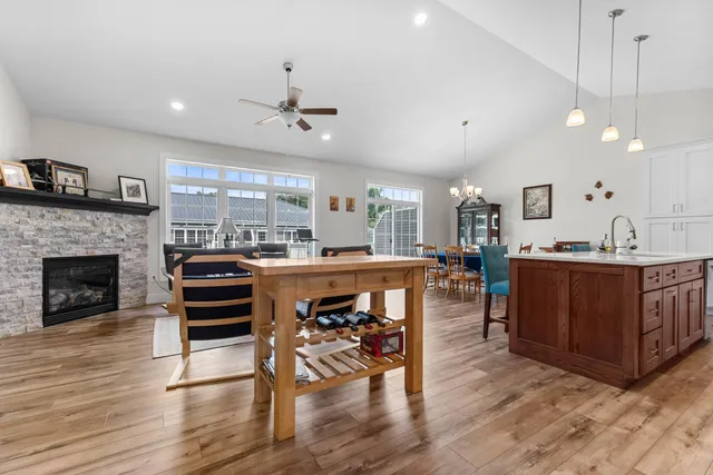 $375,000 | 243 Auseon Court, Hillsdale, MI 49242