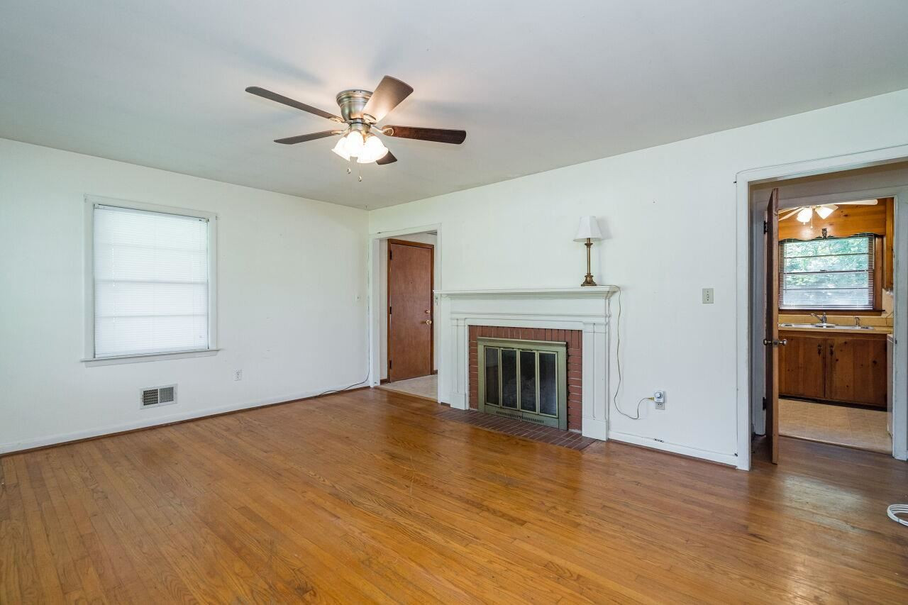 1912 Trawick Road Raleigh, NC 27604 - Photo 3 of 22 Photo 3