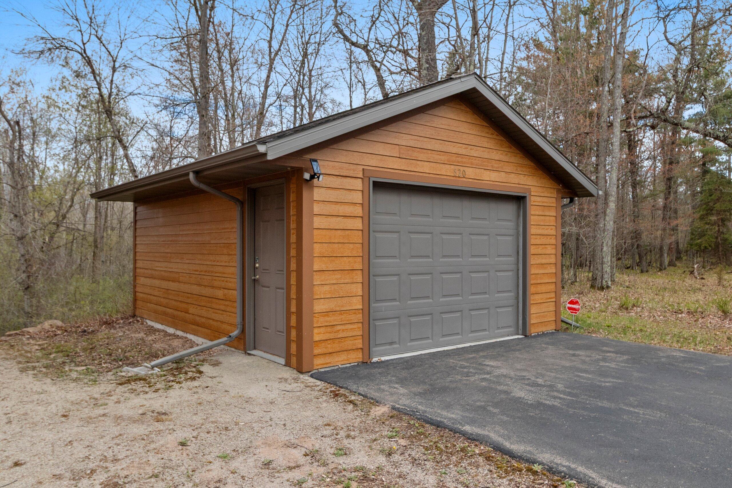 820 Kloppman Street Crivitz, WI 54114 - Photo 5 of 70 006-820KloppmanStreet-Crivitz-WI-54114-S