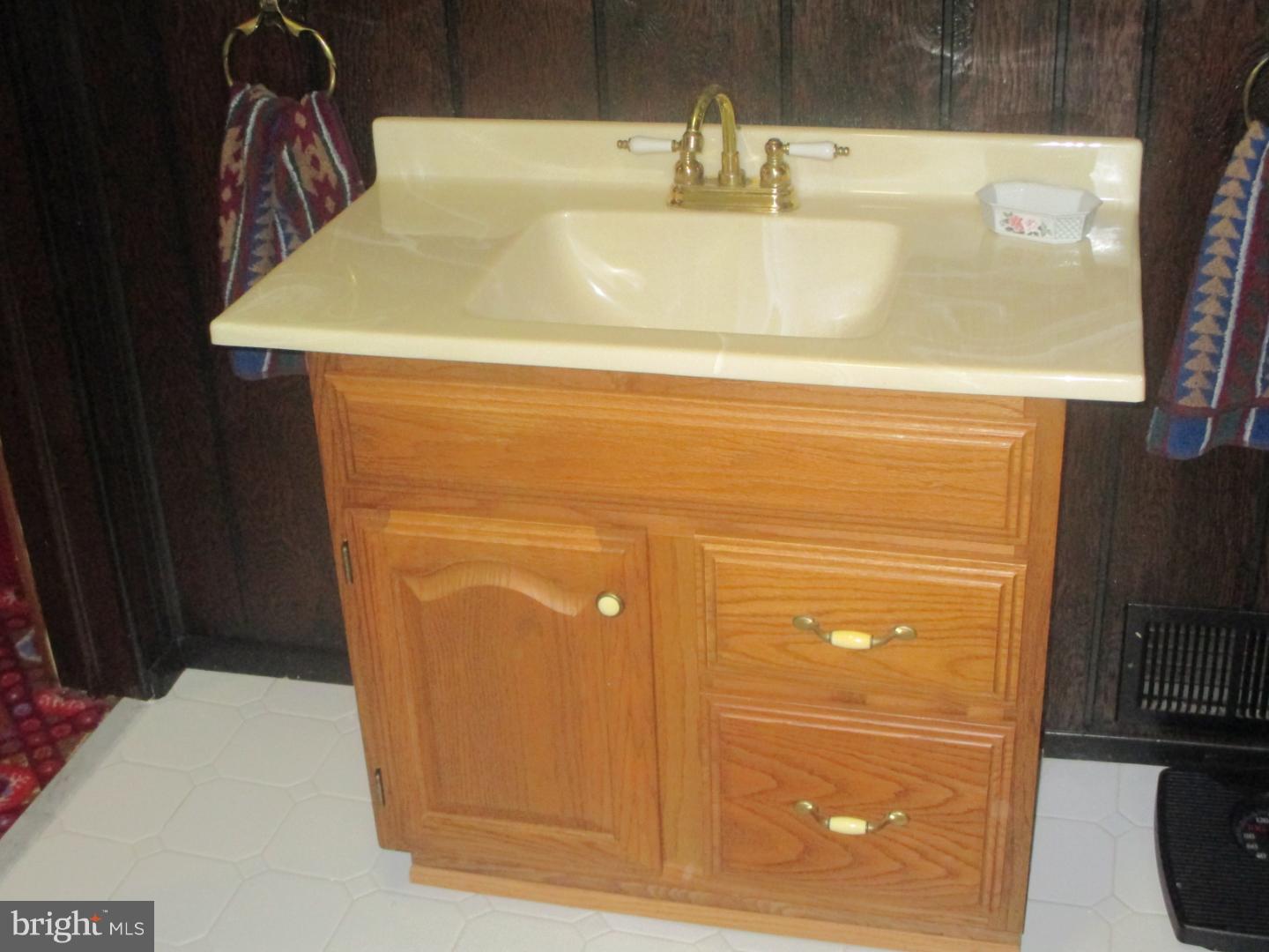 17 Indian Spring Road Clementon, NJ 08021 - Photo 18 of 25 Bathroom