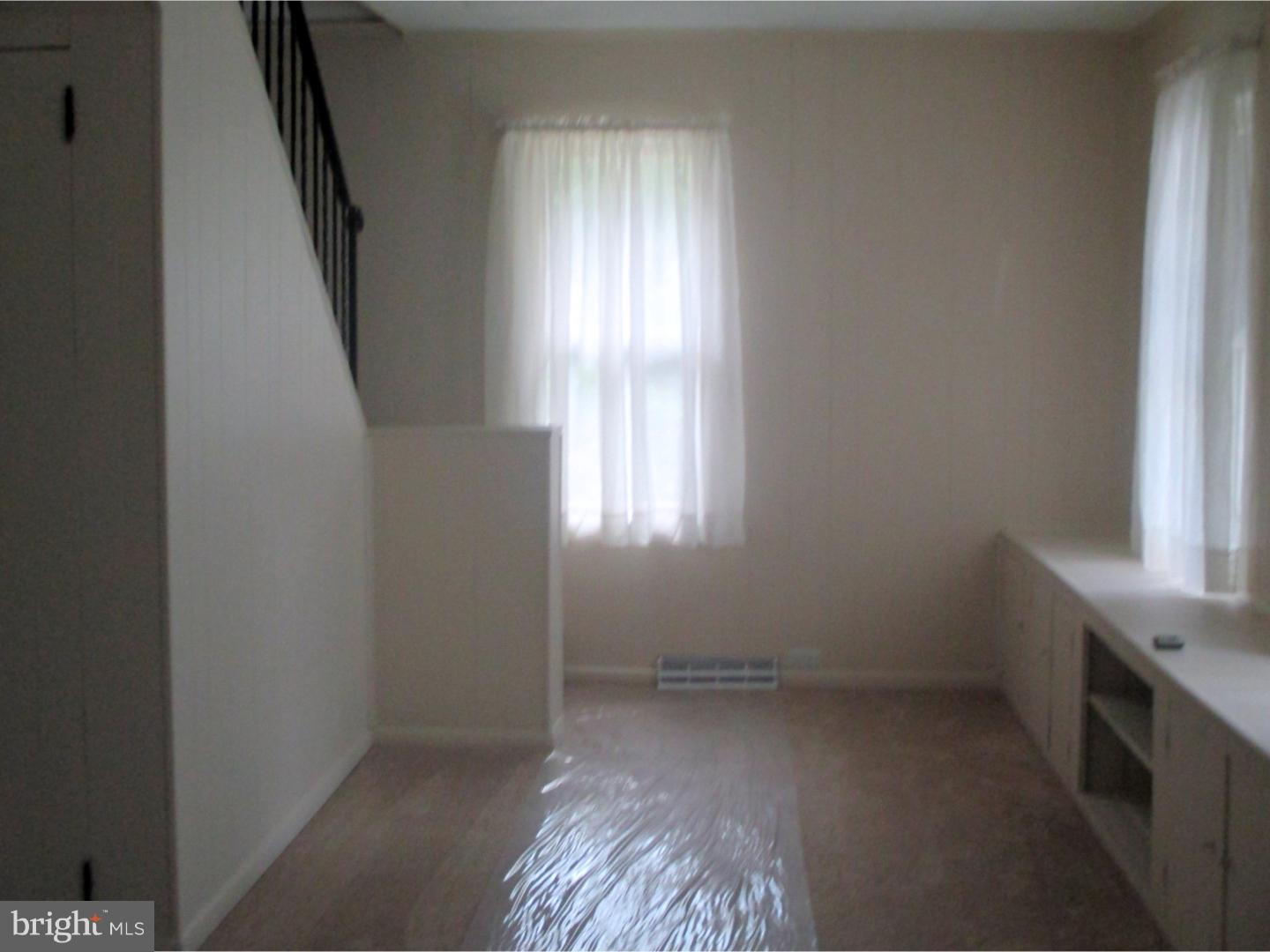 17 Indian Spring Road Clementon, NJ 08021 - Photo 6 of 25 Dining Room