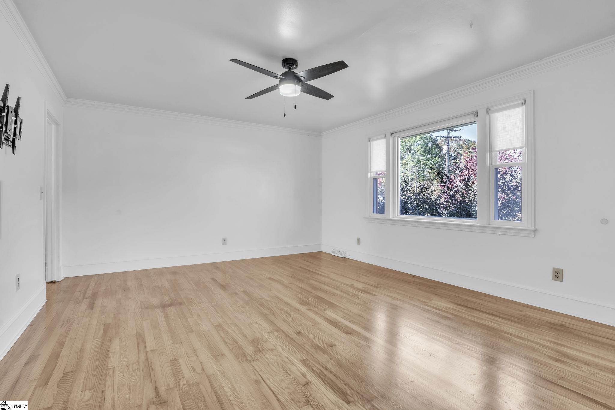 734 Anderson Street Belton, SC 29627 - Photo 4 of 26